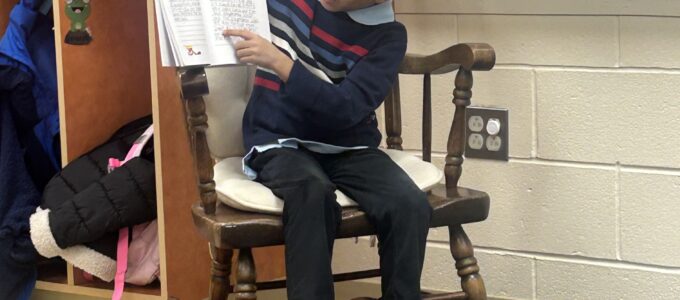 Student reading book